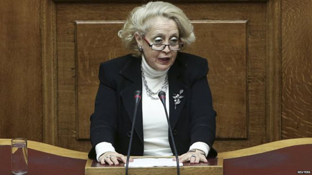 Bà Thanou.